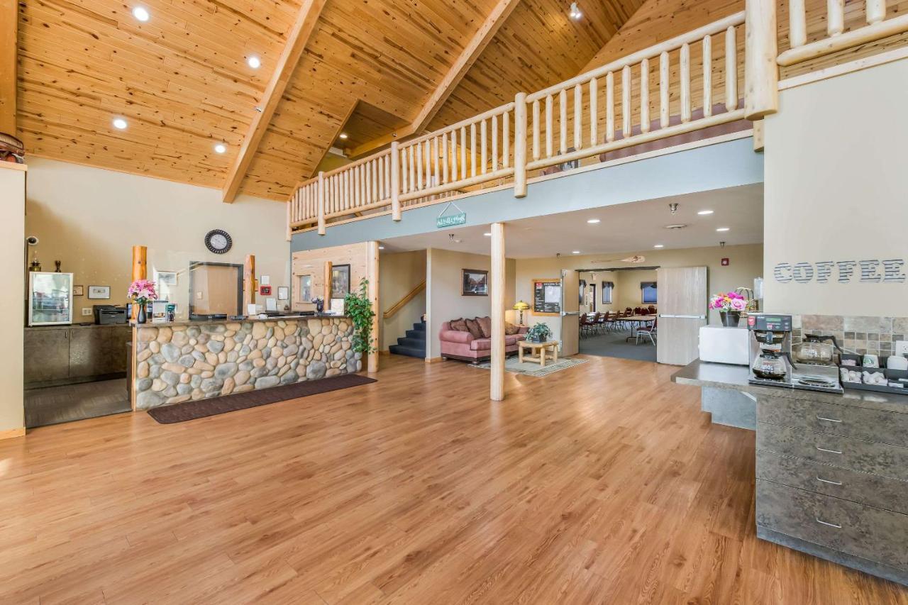 Econo Lodge Rice Lake Екстер'єр фото